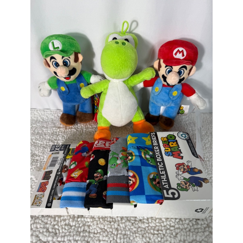 Super Mario Bros Boys Boxer Briefs XS (4-5) Underwear New and 3 Plushie Bundle